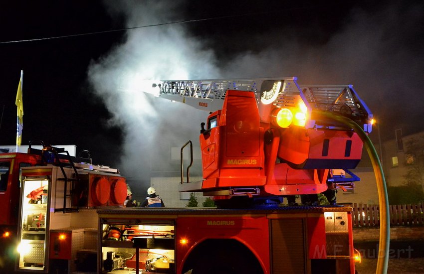 Feuer 4 Koeln Immendorf Giesdorfer Allee P080.JPG